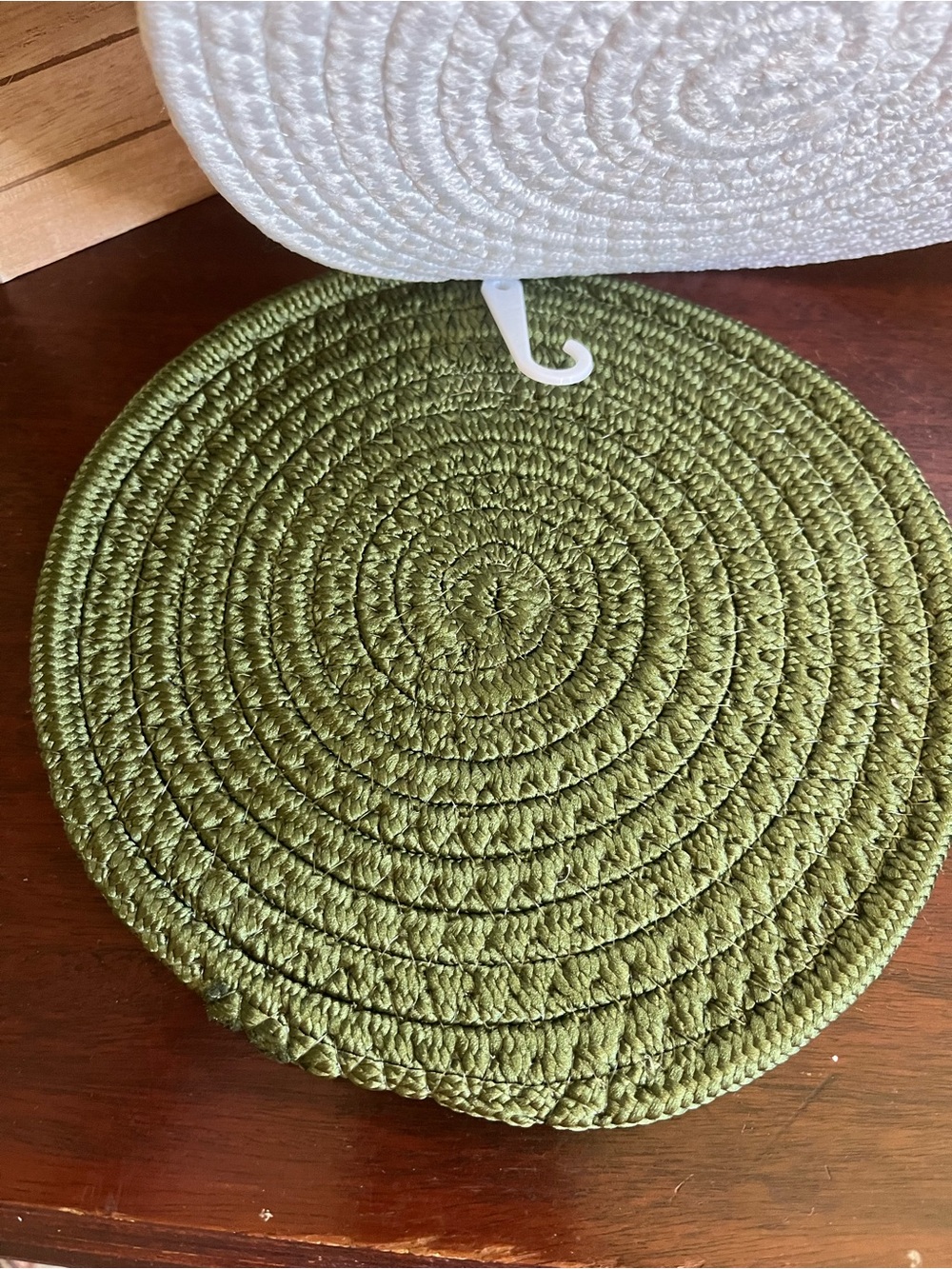 Holly Williams New Fall Oven Mitt and Trivet Set - Picture 3 of 16